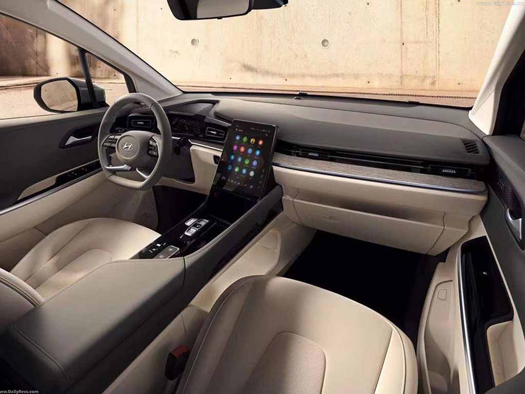 [THÔNG TIN MPV 7 CHỖ] Hyundai Custin ra mắt TOYOTA INOVA xanh mặt 9